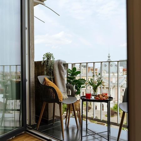 Sunny 2Br Flat - Top Location - Amazing Balcony 부쿠레슈티 외부 사진