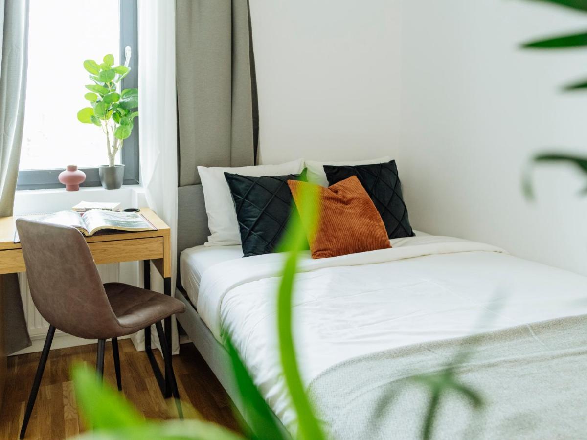 Sunny 2Br Flat - Top Location - Amazing Balcony 부쿠레슈티 외부 사진