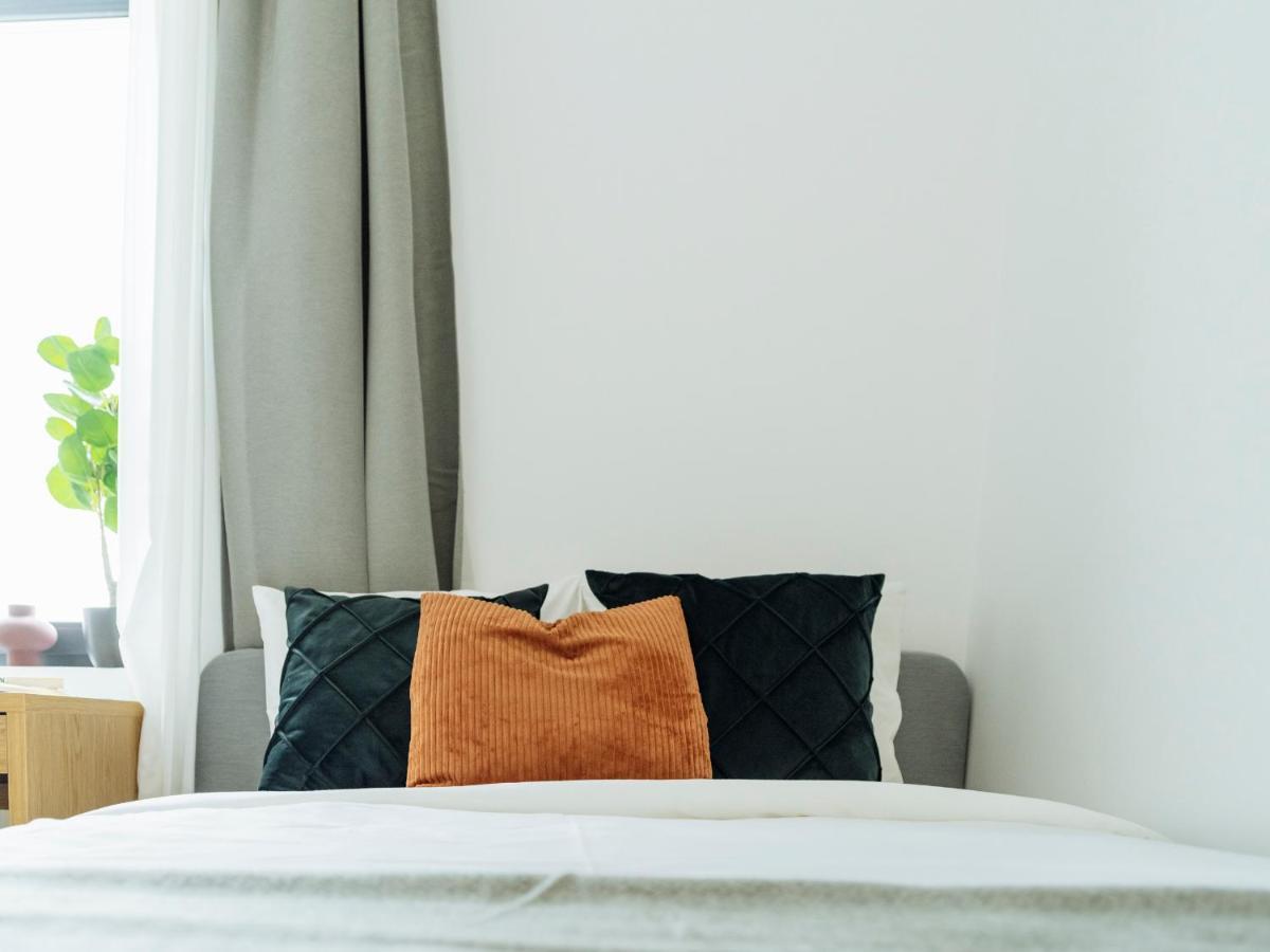 Sunny 2Br Flat - Top Location - Amazing Balcony 부쿠레슈티 외부 사진