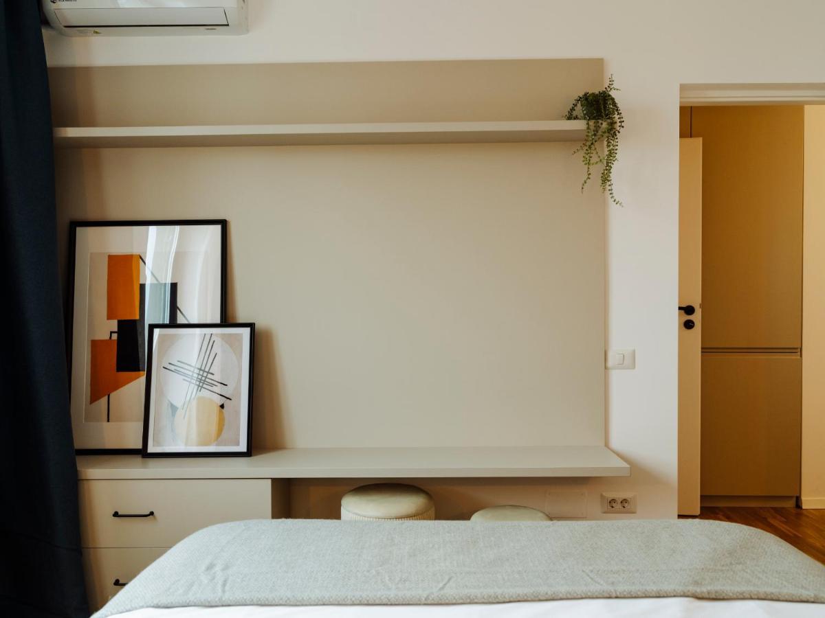 Sunny 2Br Flat - Top Location - Amazing Balcony 부쿠레슈티 외부 사진