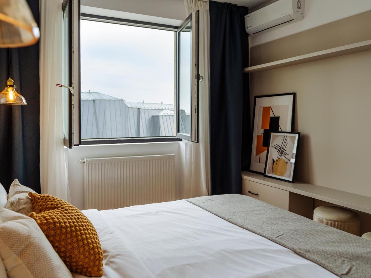 Sunny 2Br Flat - Top Location - Amazing Balcony 부쿠레슈티 외부 사진